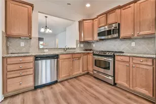 6184 Longleaf Dr, Hoschton, GA 30548 - Photo 5