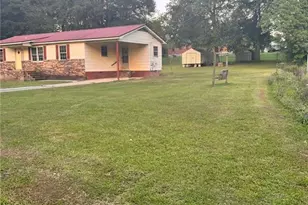 622 Scoggins St, Summerville, GA 30747 - Photo 3