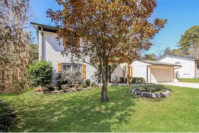 3667 Manhattan Drive, Decatur, GA 30034 - Photo 3