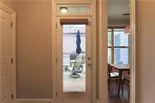 364 Causeway Ct, Suwanee, GA 30024 - Photo 5