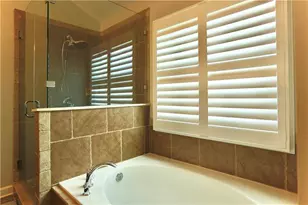 364 Causeway Ct, Suwanee, GA 30024 - Photo 9