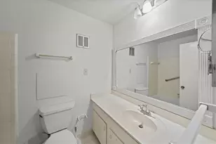 6700 Roswell Rd, Sandy Springs, GA 30328 - Photo 21