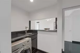 2870 Pharr Ct South NW, Atlanta, GA 30305 - Photo 17