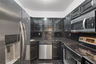 2870 Pharr Ct South NW, Atlanta, GA 30305 - Photo 13