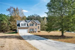 7145 Magnolia Ln, Fairburn, GA 30213 - Photo 3
