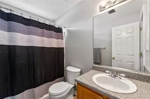 1241 Creekview Cir, Riverdale, GA 30296 - Photo 19