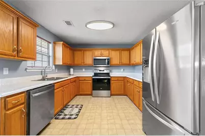 1241 Creekview Circle, Riverdale, GA 30296 - Photo 9