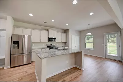 209 Willowbrook Drive SE, Calhoun, GA 30701 - Photo 9