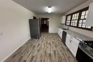 1930 Hollywood Rd NW, Atlanta, GA 30318 - Photo 9