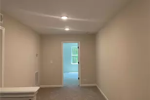 1246 Lucan Ln, Lawrenceville, GA 30043 - Photo 17