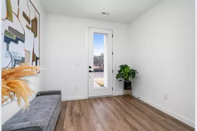 1046 Brookglynn Trace, Decatur, GA 30032 - Photo 5