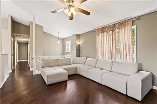 220 Magnolia Tree Ct, Alpharetta, GA 30022 - Photo 5