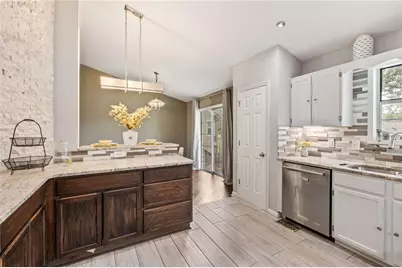 220 Magnolia Tree Court, Alpharetta, GA 30022 - Photo 9