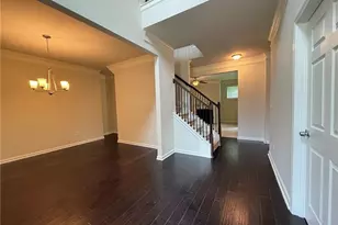 2467 Overlook Ave, Lithonia, GA 30058 - Photo 9