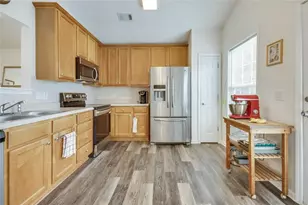 417 Mockingbird Dr, Loganville, GA 30052 - Photo 17