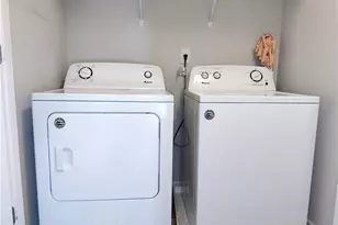 6152 Oakley Rd, Union City, GA 30291 - Photo 19