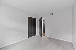 6700 Roswell Rd, Sandy Springs, GA 30328 - Photo 15