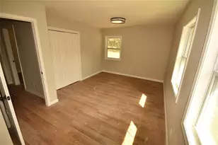 1639 Bridgeport Dr NW, Atlanta, GA 30318 - Photo 9