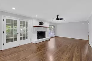 310 Clear Spring Ct, Marietta, GA 30068 - Photo 3