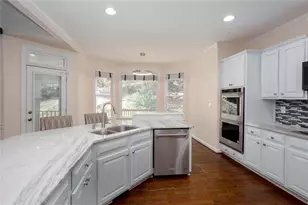 5071 Vinings Estates Ct SE, Mableton, GA 30126 - Photo 9