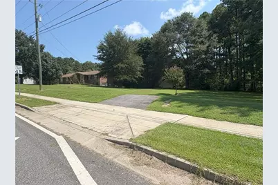 2810 Brookfield Circle, Cumming, GA 30040 - Photo 3