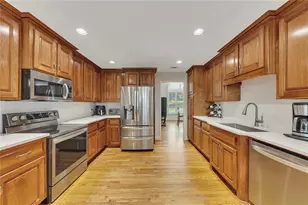 302 Amberleigh Ct, White, GA 30184 - Photo 9