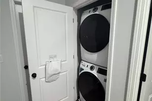 2686 Crk Vw Ter NW, Atlanta, GA 30318 - Photo 11