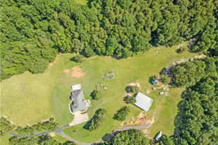 184 Scott Cir, Toccoa, GA 30577 - Photo 5