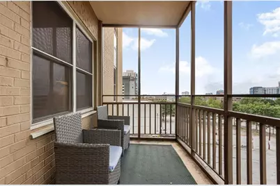 300 Peachtree Street NE #3B, Atlanta, GA 30308 - Photo 9