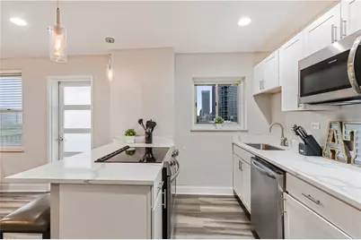 300 Peachtree Street NE #3B, Atlanta, GA 30308 - Photo 23