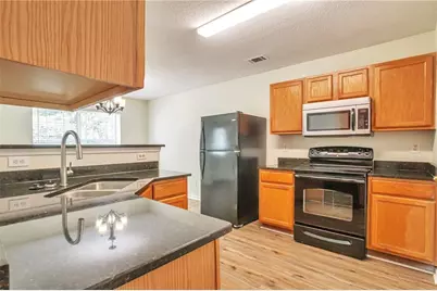 112 Hillandale Court, Lithonia, GA 30058 - Photo 7