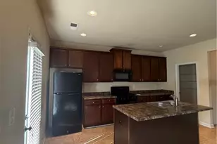 2529 Shropshire Pl, McDonough, GA 30253 - Photo 3