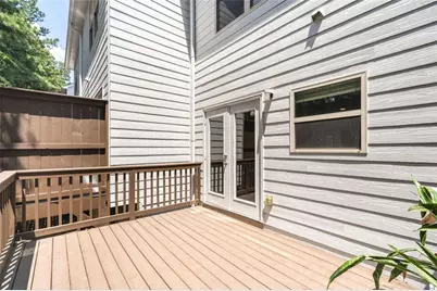 1781 Liberty Parkway NW, Atlanta, GA 30318 - Photo 17