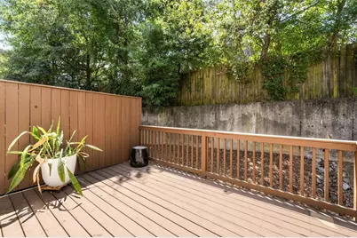 1781 Liberty Parkway NW, Atlanta, GA 30318 - Photo 15