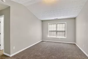785 SW Celeste Ln SW, Atlanta, GA 30331 - Photo 9