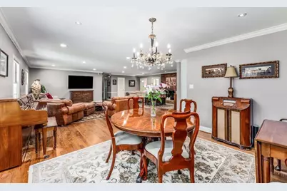 240 Beachland Drive, Atlanta, GA 30342 - Photo 7