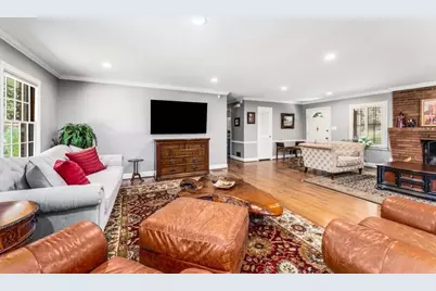 240 Beachland Drive, Atlanta, GA 30342 - Photo 5