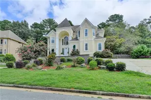 1795 Laurel Creek Dr, Lawrenceville, GA 30043 - Photo 3