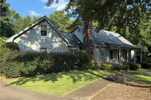 958 Sweet Briar Trail SE, Conyers, GA 30094 - Photo 3