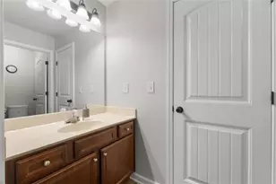 3227 Hollowstone Dr, Loganville, GA 30052 - Photo 43