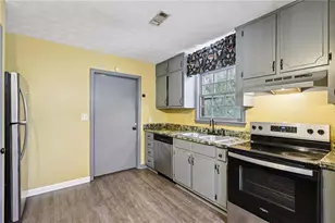 235 Mountain View Cir, Covington, GA 30016 - Photo 9