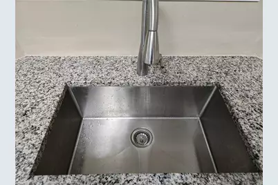 7001 Greenridge Drive, Loganville, GA 30052 - Photo 15