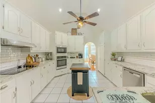 6015 Cedar Lake Trail, Loganville, GA 30052 - Photo 3