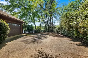 425 Audubon Cir, Griffin, GA 30223 - Photo 53