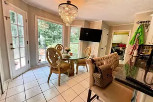 1805 Skidmore Cir, Lawrenceville, GA 30044 - Photo 5