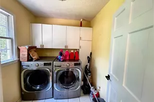 1805 Skidmore Cir, Lawrenceville, GA 30044 - Photo 7