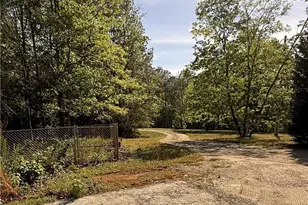 2018 Star Point Rd, Carrollton, GA 30116 - Photo 21