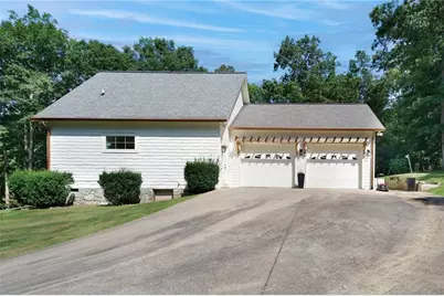 211 W Oakcrest Drive, Epworth, GA 30541 - Photo 9