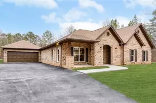 111 Stewart Ave NE, Milledgeville, GA 31061 - Photo 1