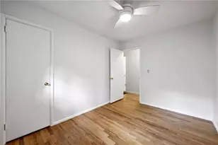 1146 Palafox Dr, Atlanta, GA 30324 - Photo 17